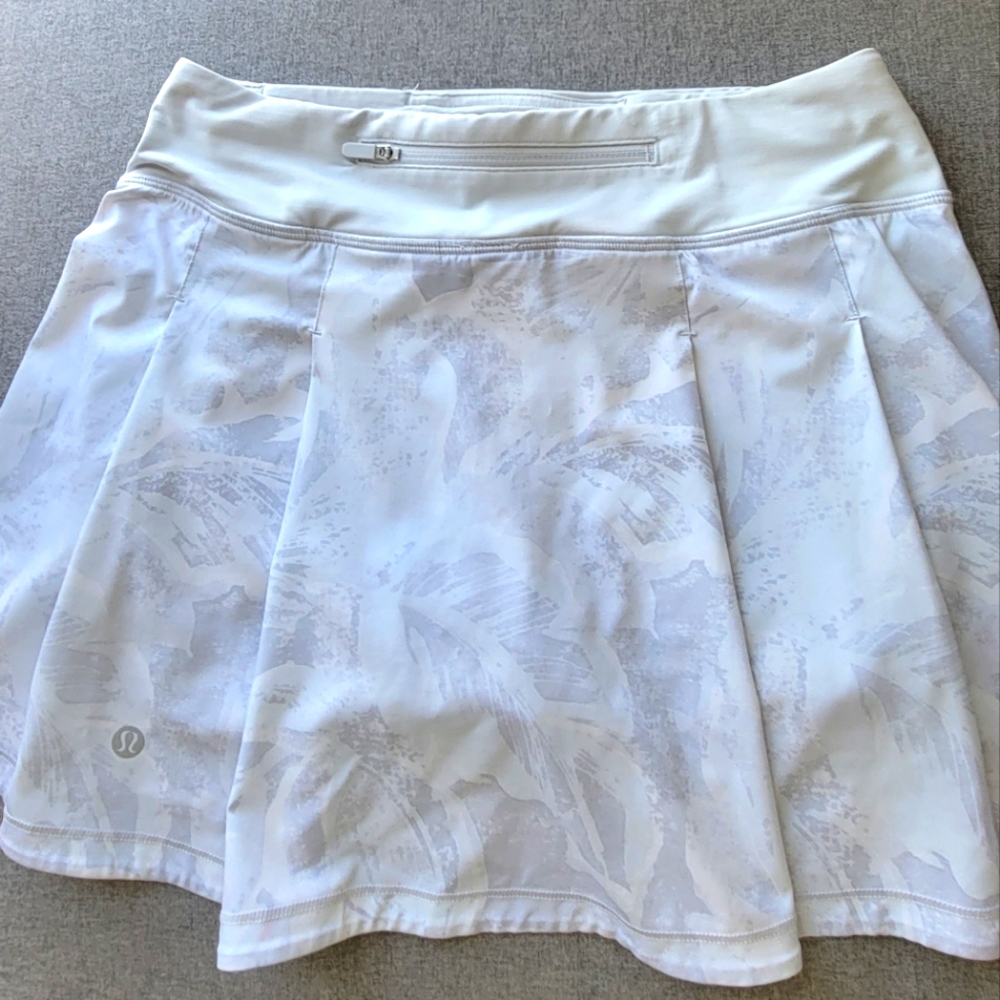 Lululemon high rise skirt